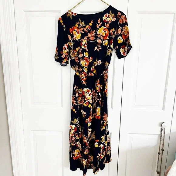 NEW Isabel Maternity Floral Knee-length Dress - Picture 6 of 7